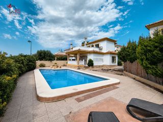 Xalet a Bonalba-Cotoveta