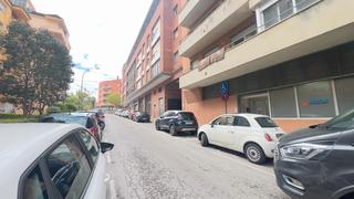 Autoparkplatz in Carrer del castell de solterra 16. Ideal per a cotxe petit, motos, bixis o com a gran traster