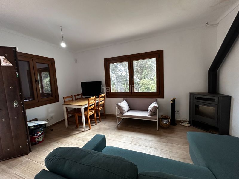 Foto 45a24336-5605-4f03-8ffa-b347abeab334. Casa amb xemeneia calefacció aparcament a Quart