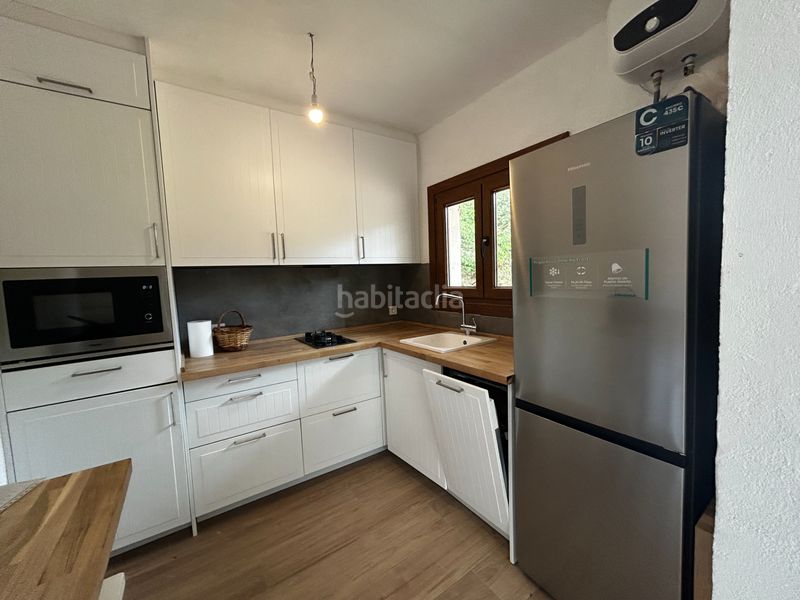 Foto 4f04d116-0adf-4715-a8d8-f3c6f5e70dc0. Casa amb xemeneia calefacció aparcament a Quart