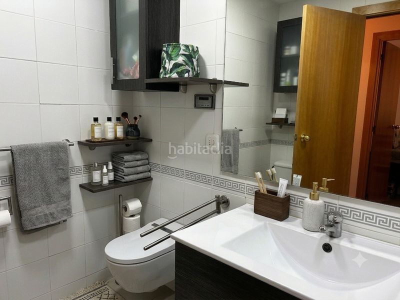Foto ed60a306-a837-4a34-9107-7f79899bd069. Pis amb calefacció aparcament a Eixample Sud-Migdia Girona
