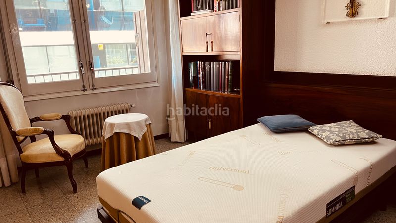 Foto 532ac070-7d3b-4a34-8367-9b0ae0929036. Pis amb calefacció a Eixample Nord Girona
