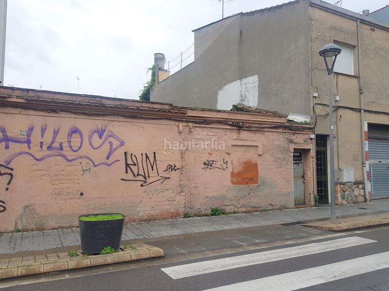 Foto 2fca88ef-c457-4f6e-8aa9-e81afad29b32. Terreny residencial a carrer de narcís monturiol 21 a Granollers