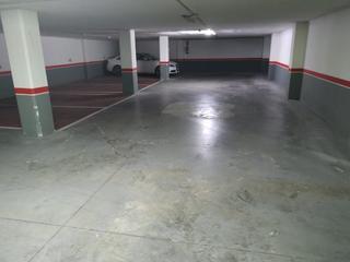 Parking voiture à Estación - Universidad