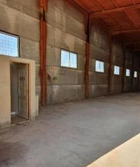 Fabrikhalle in Alborache