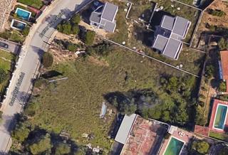 Terreny residencial  Calle riu cabriol