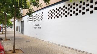 Local Comercial en Estación - Universidad