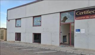 Nau industrial a Urbanitzacions i Pedanies Nord