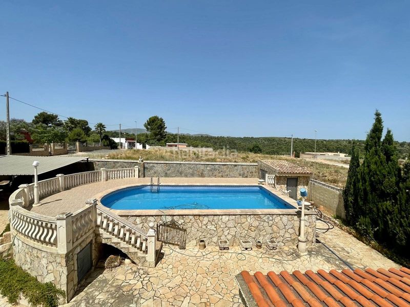 Foto 7976e556-d3fb-4724-8257-e0975bb56ea4. Lloguer xalet amb aparcament piscina a Catadau