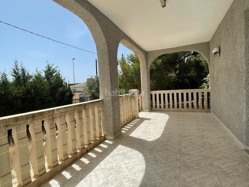 Foto ccd5b4b1-59b7-4785-af6e-b210fda4d804. Lloguer xalet amb aparcament piscina a Catadau