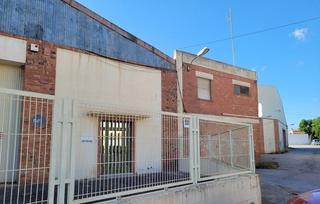 Fabrikhalle in Madrigal