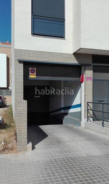 Foto d87dd62d-d911-43e0-b8b3-3e9cd8c667a6. Aparcament cotxe a Alcúdia (l´)