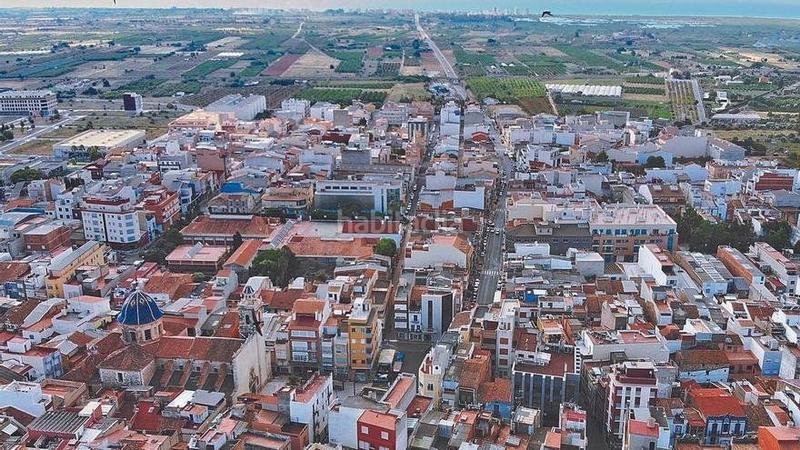 Foto e2f25f5d-2512-4133-8019-2229bd3e023e. Aparcament cotxe a Torreblanca