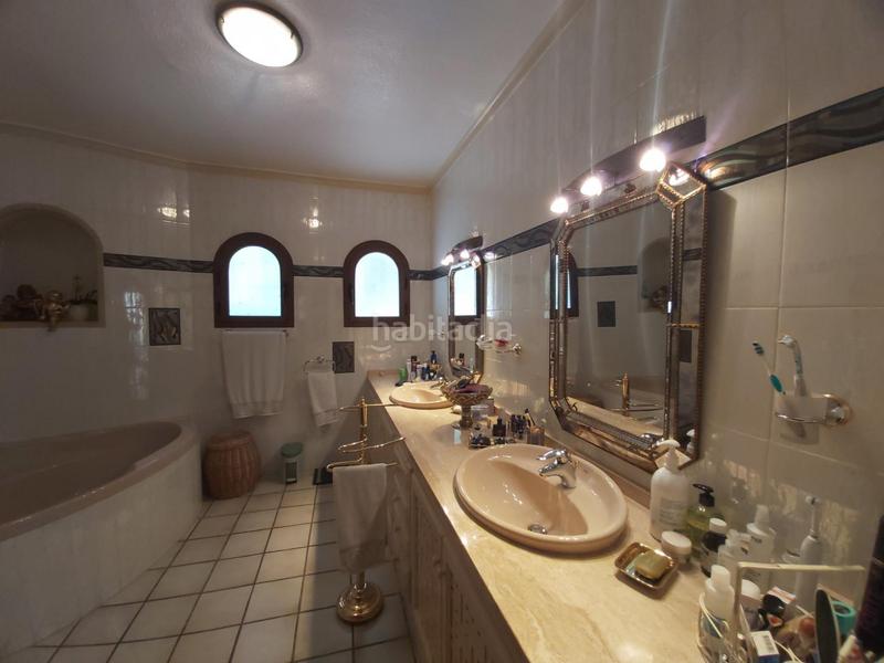 Foto afed7e88-14b5-4ad4-a5b9-44c489d32d44. Chalet with heating parking in Altea la vella Altea