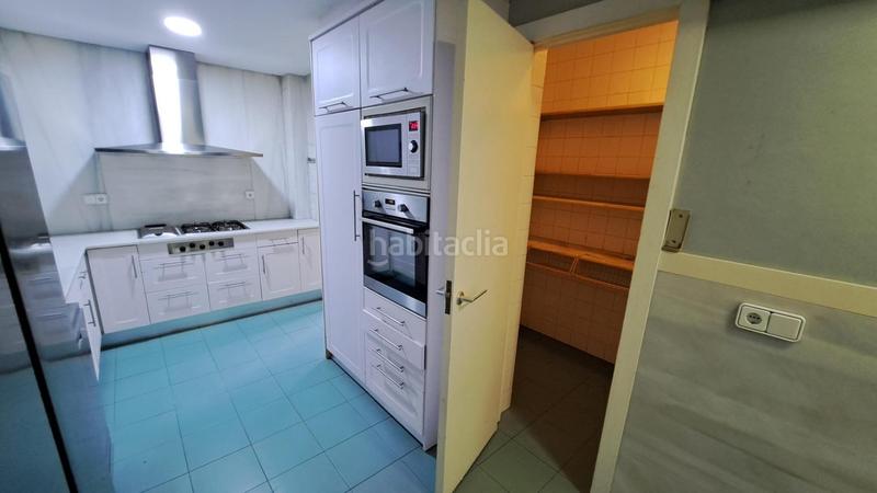 Foto 3f438fe6-6fa2-479e-83ed-ebba2445f5bb. Piso en Jaume Roig Valencia