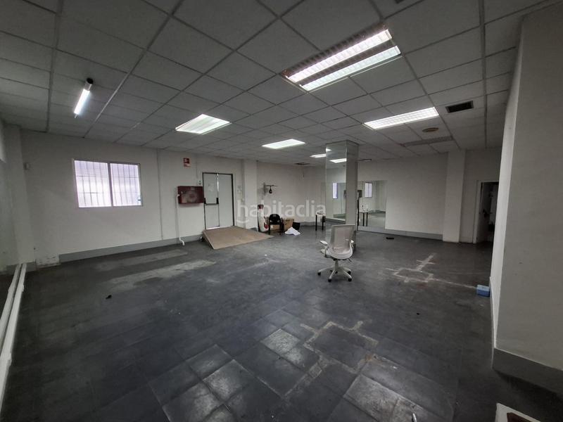 Foto f7fdd7b8-5d23-4624-a908-9875283a6ba7. Locale commerciale in L´Hort de Senabre Valencia