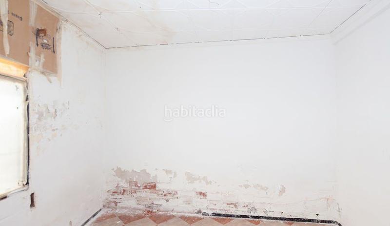 Foto 0d677f2a-1910-407e-9c73-401439ee1372. Etagenwohnung in Alberic