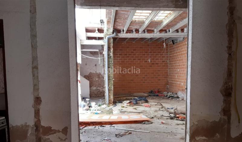 Foto a76b1dca-a5c9-4853-bdb1-cb2179c64020. Maison dans Alberic