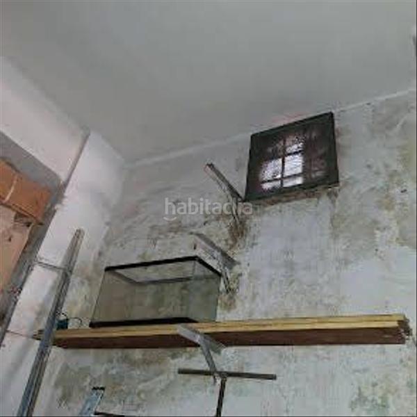 Foto 52fe3885-d3ed-4b40-99a7-bdd5c05a7ea2. Local comercial a Morvedre Valencia