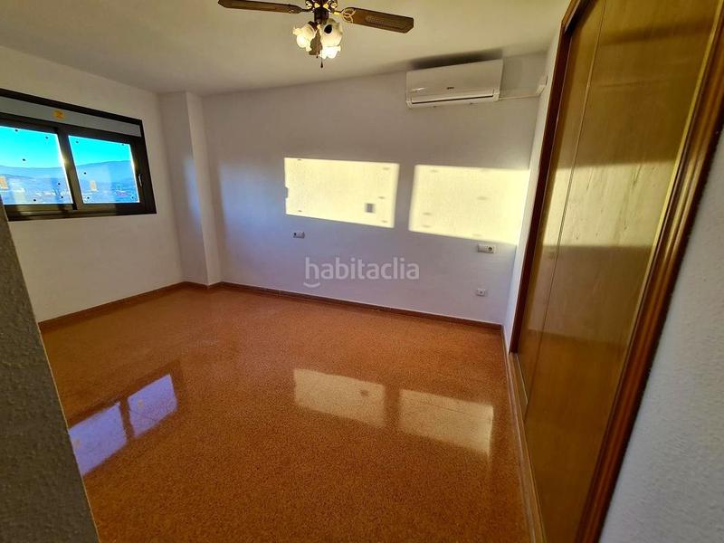 Foto 6053c643-cb37-4120-8cda-a74031b49cc0. Apartament amb aparcament a Playa Poniente Benidorm