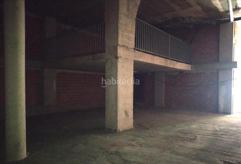 Foto 75177d9e-45ea-48bc-816d-b9569274639a. Local comercial en Mestalla Valencia