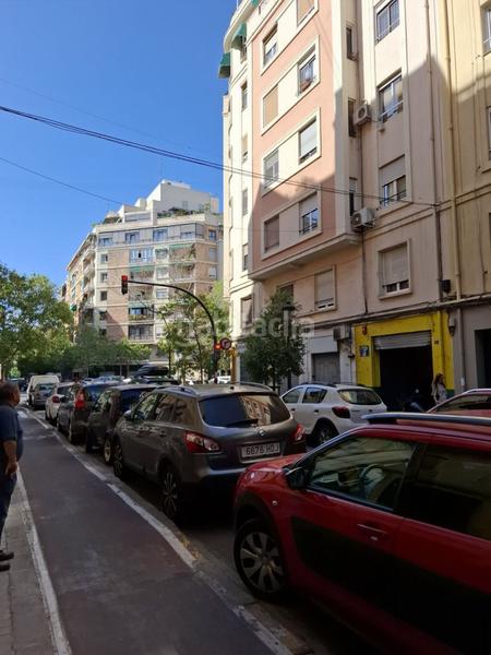 Foto c65e8e23-d84e-4825-8651-c00424bf46ec. Geschäftsraum in Russafa Valencia