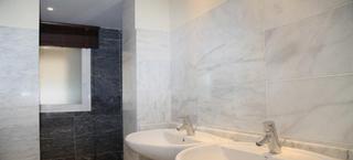 Business premise in Hacienda del Álamo Golf