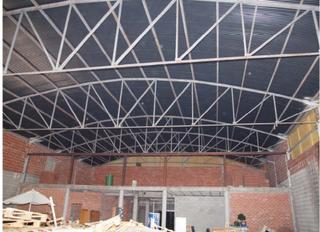 Nau industrial a Bèlgida