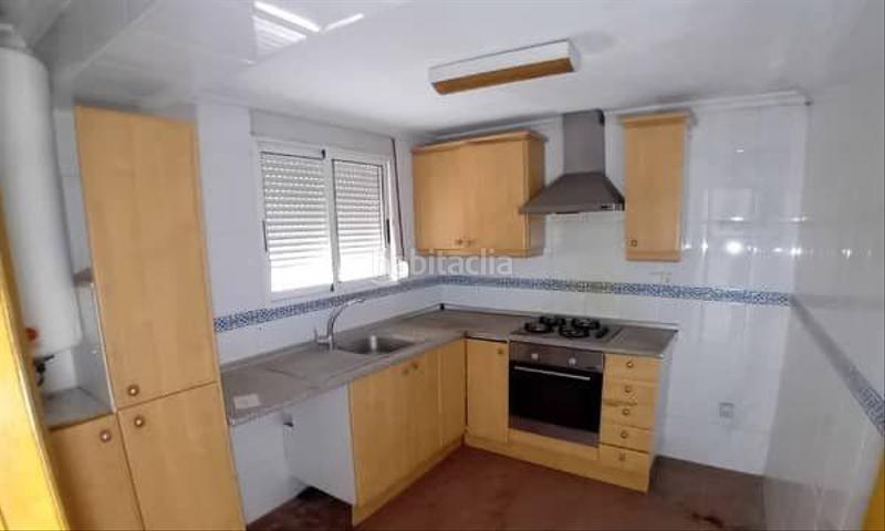 Foto 745d7b6c-9b85-4a75-b0b4-0c9cd2debcb1. Piso en Tormos Valencia