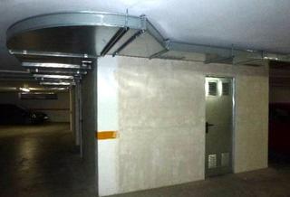 Aparcament cotxe a Enguera