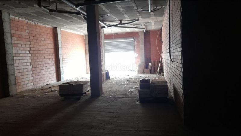 Foto b5d37f05-0354-4c88-a32b-4ecb80de708a. Local comercial en Ciutat del Transport - La Salera Castellón de la Plana