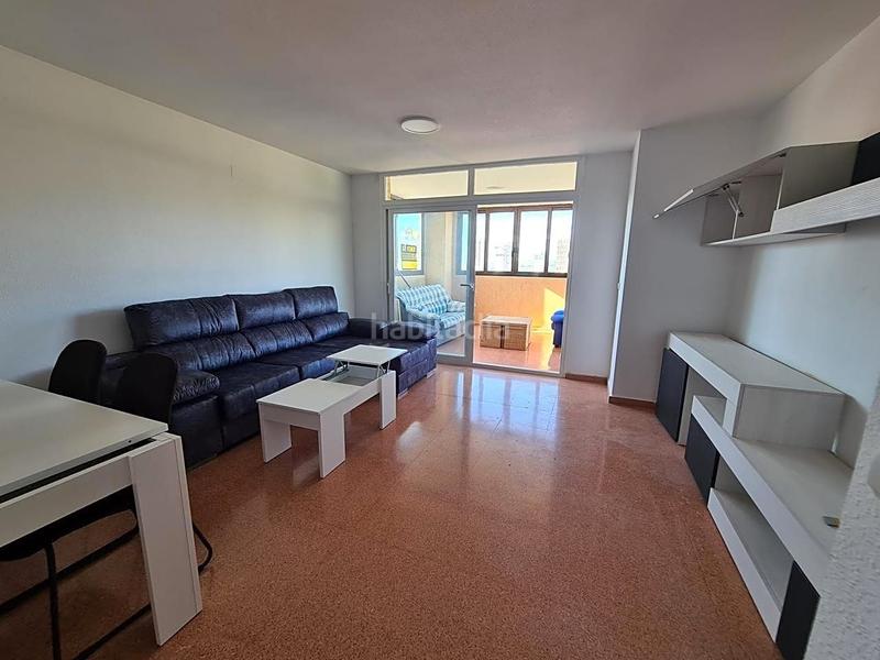Foto 91abfa05-24bc-49d9-99b8-379bfd85e6a9. Appartement avec parking dans Playa Poniente Benidorm