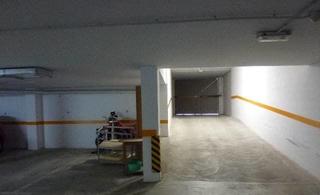 Parking coche en Enguera