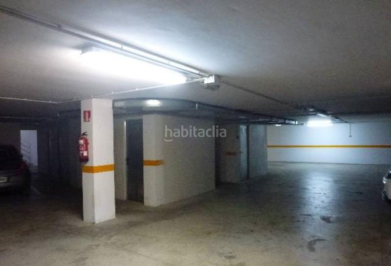 Foto 24ab0893-1fd7-4138-a45c-072dca37d30b. Autoparkplatz in Enguera