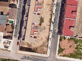 Residential Plot in Montroi / Montroy