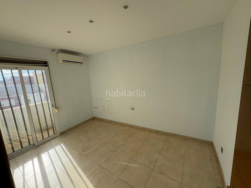 Foto 7abce86f-f85b-4173-8073-92cc1d2f165e. Pis a Benifaió