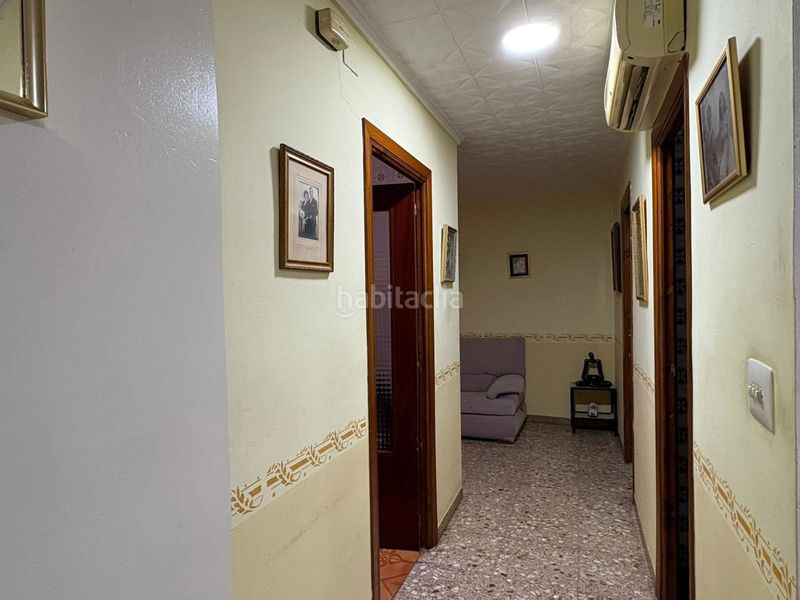 Foto aba5bdbf-4461-4a27-ae9e-a0b51b15400e. Casa amb aparcament a Alfarb