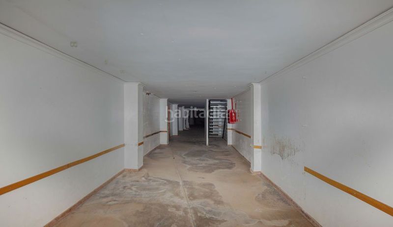 Foto 9a6899e6-4d49-46e6-97b2-182ea8bd0ef2. Local comercial a Buñol