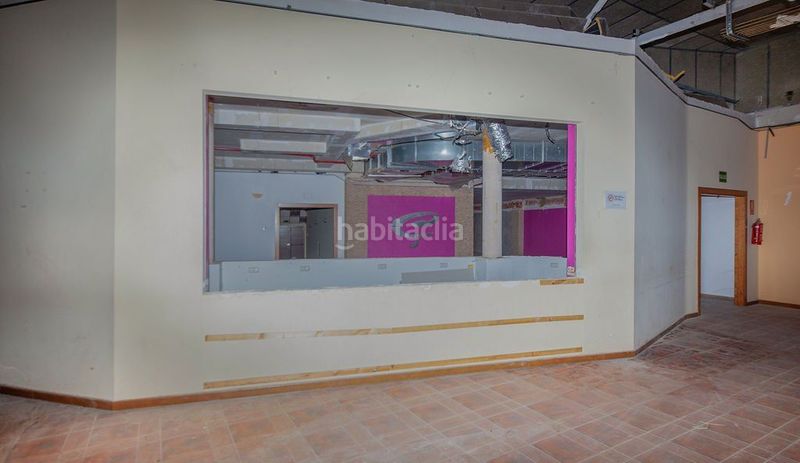 Foto bafb7568-dff1-478d-96db-966d57207963. Local comercial a Buñol