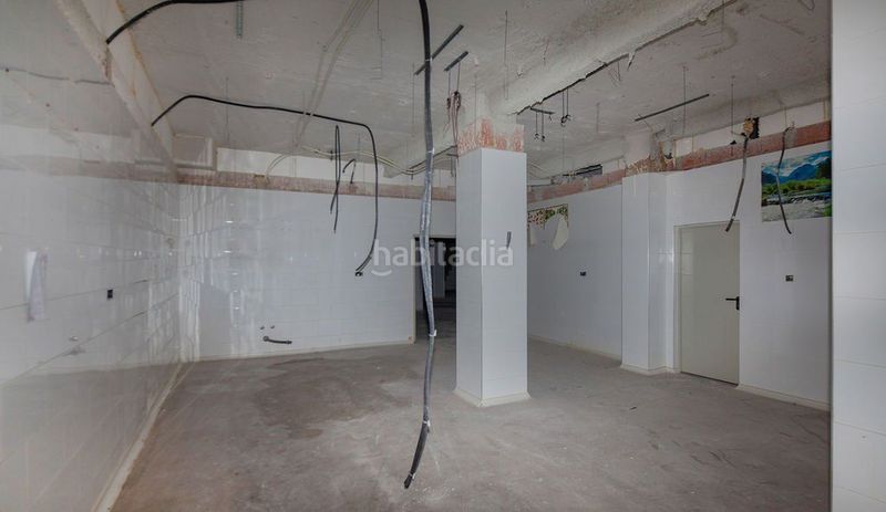 Foto ee28e047-bd7b-44c3-ba0b-3c815bb97c40. Local comercial a Buñol