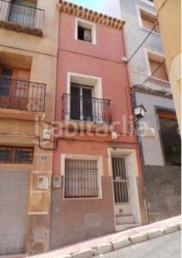 Foto a3cd31c3-ff8f-4824-bf80-d7c09d341e2d. Casa adossada a Agost