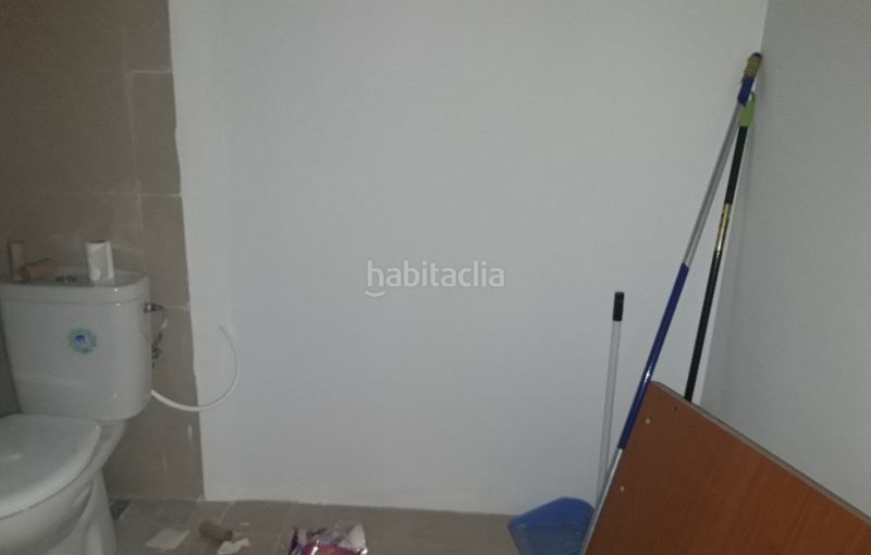 Foto c26184b0-7809-48c9-843b-18bfaa2d7ae1. Local comercial a Centro Almazora / Almassora