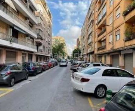 Foto 970dfc38-97b0-4a60-b04c-0c17b3312692. Pis a Torrefiel Valencia