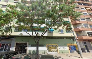 Aparcament cotxe a L´Illa Perduda