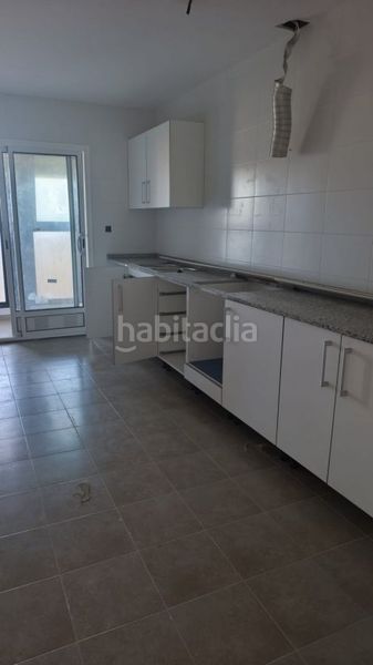 Foto 6f8c559d-c2fd-425f-8590-a2f319700cb4. Planta baixa amb aparcament a Cálig