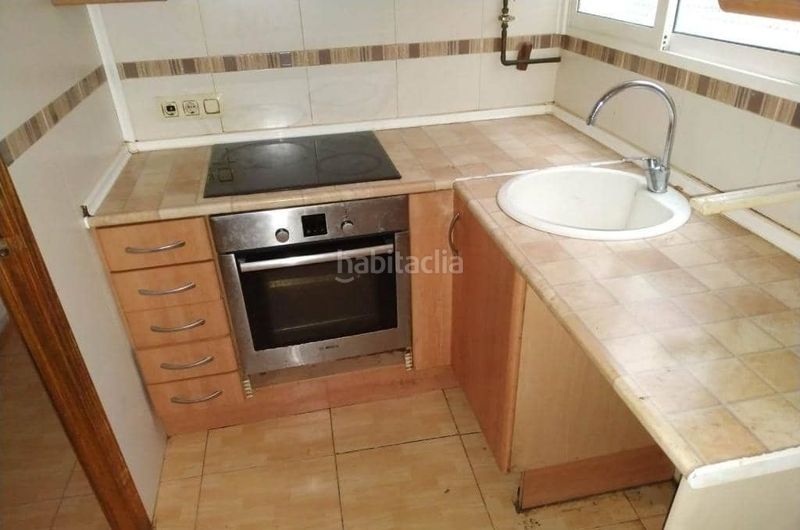 Foto e6ad2d4b-b3d2-405a-b8a2-65f46e7ea0e5. Pis a Barrio Benicalap Valencia