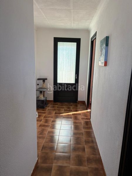 Foto bce7c9d5-0a95-4c9c-89f9-262af27aad60. Casa amb aparcament a Ulldecona