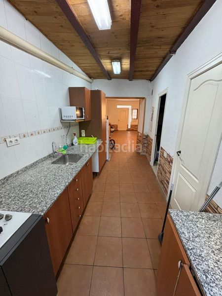 Foto e2751fbb-7417-47f1-8bfa-5a075b5466ef. Casa amb aparcament a Ulldecona