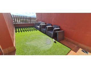 Piso en Roca del Vallès (La). Piso dúplex con terraza soleada.