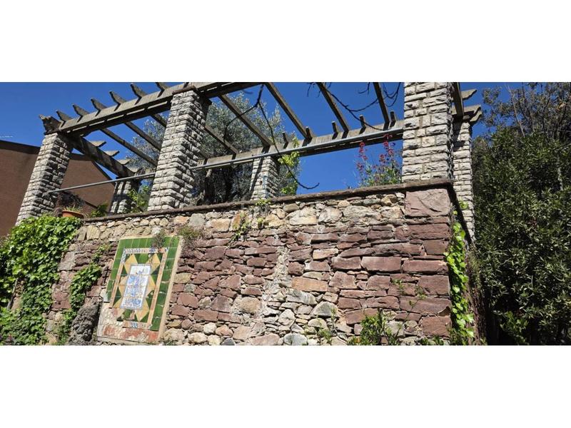 Foto e41fa709-97b6-4b95-bf3d-1b906c76412c. Haus mit heizung pool in Figaró-Montmany